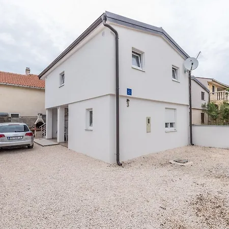 Banic By Interhome
