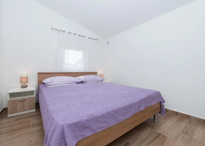 Banic By Interhome Apartman