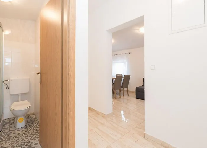 Banic By Interhome Vir