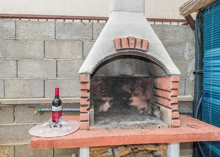 Banic By Interhome Vir